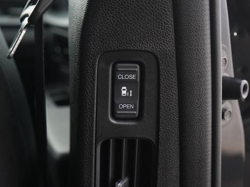 Used 2022 Honda Odyssey Touring image 19