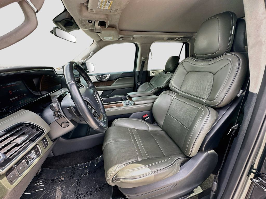 Used 2022 Lincoln Navigator L Black Label AWD/4WD image 22