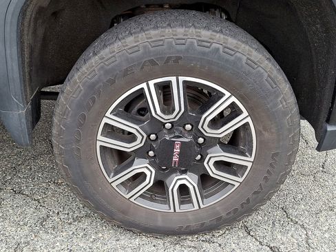 Used 2021 GMC Sierra 2500 AT4 w/ Gooseneck/5TH Wheel Package image 8