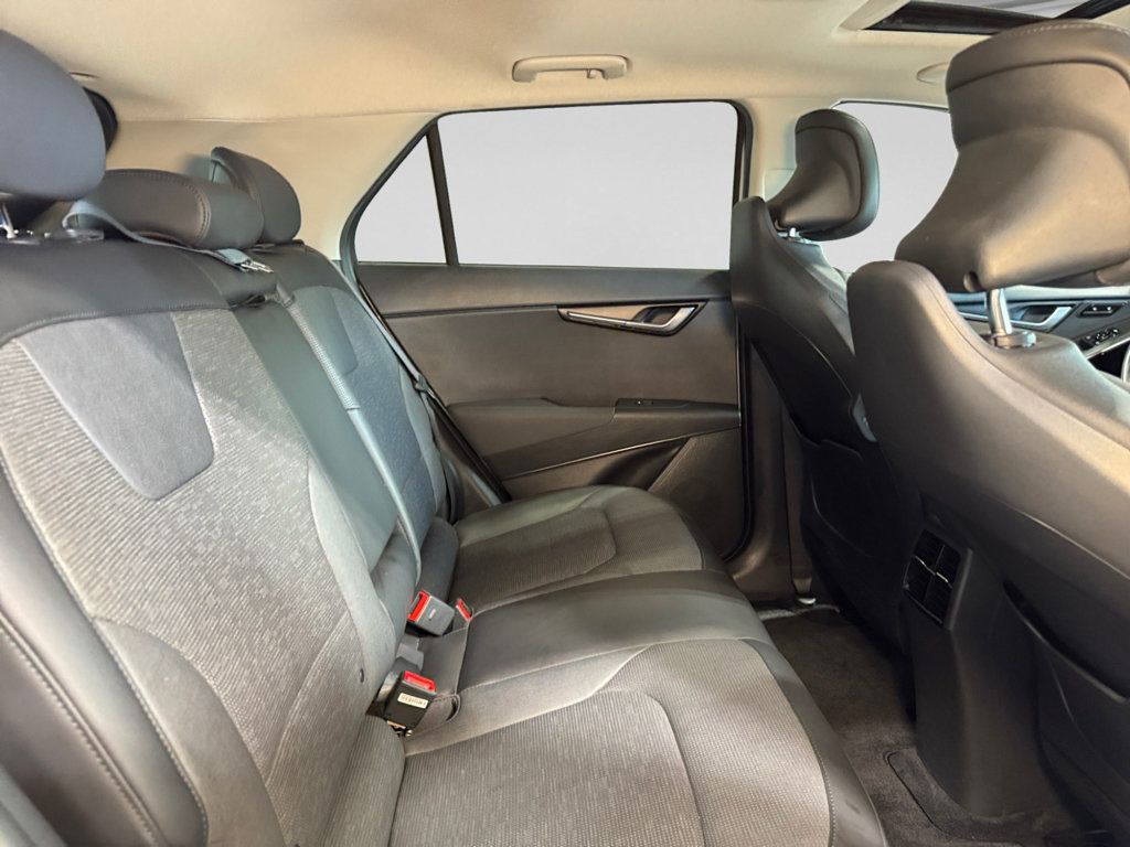 Used 2023 Kia Niro Wave FWD image 22