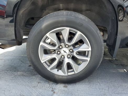 Used 2022 Chevrolet Silverado 1500 RST w/ Convenience Package II RWD image 5