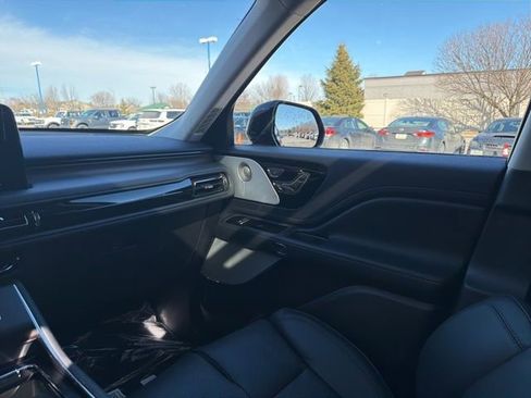 New 2026 Lincoln Aviator Reserve AWD/4WD image 19