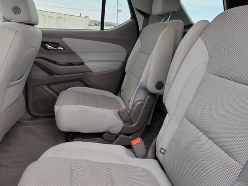 Used 2020 Chevrolet Traverse LT w/ Driver Confidence II Package image 12