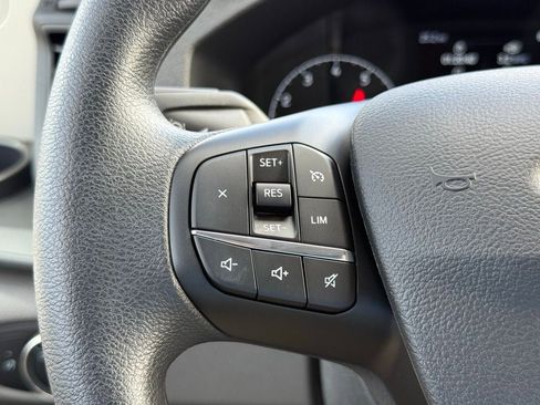 New 2025 Ford Transit 250 148 Medium Roof image 18