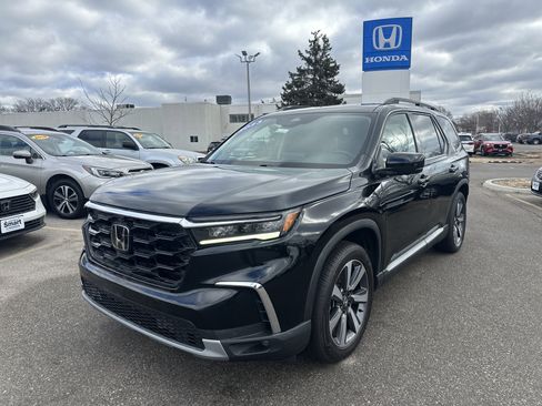 Certified 2023 Honda Pilot Elite image 1