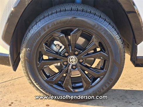 Used 2022 Toyota RAV4 XSE image 9