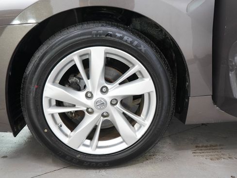 Used 2013 Nissan Altima 2.5 SV FWD image 27