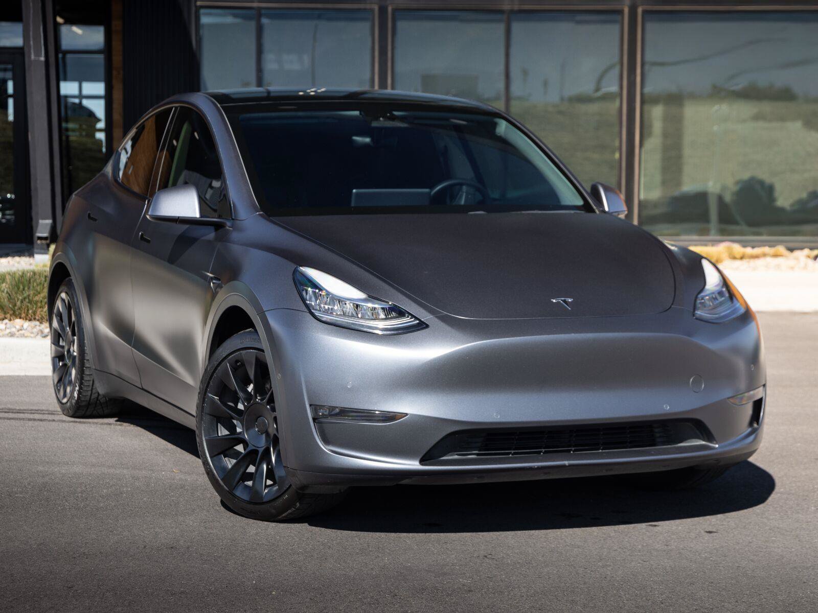 Used 2020 Tesla Model Y Long Range AWD/4WD image 23