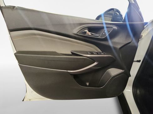 Used 2024 Chevrolet Trax ACTIV w/ Driver Confidence Package FWD image 16