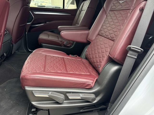 Used 2026 Cadillac Escalade Sport RWD image 16