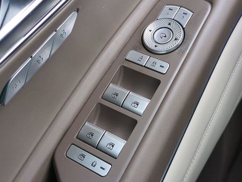 Used 2023 Genesis GV80 2.5T image 33