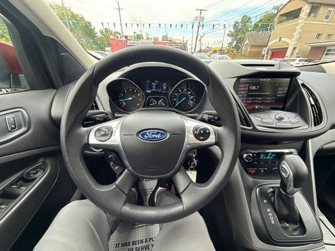 Used 2015 Ford Escape SE w/ Equipment Group 201A AWD/4WD image 43