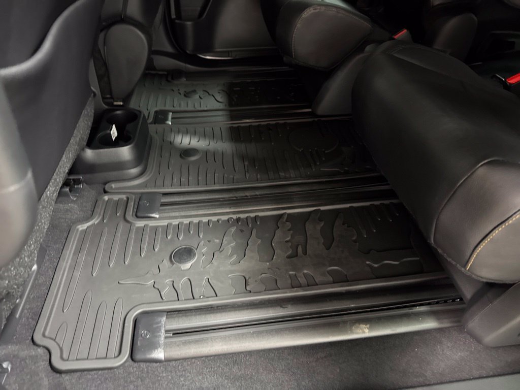 New 2026 Toyota Sienna XLE Woodland Edition AWD/4WD image 29