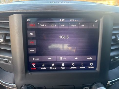 Used 2019 RAM 1500 Laramie image 33