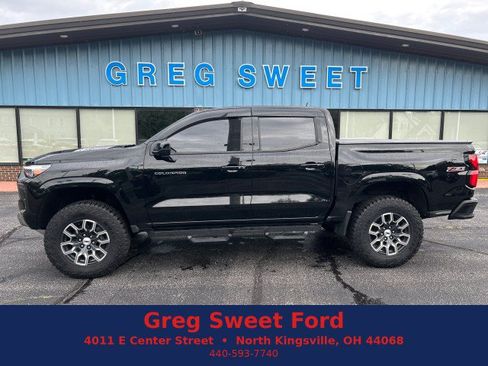 Used 2023 Chevrolet Colorado Z71 w/ Z71 Convenience Package 2 AWD/4WD image 1