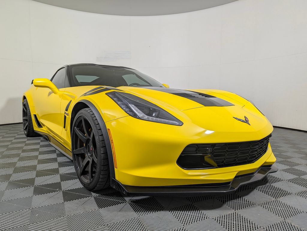 Used 2019 Chevrolet Corvette Grand Sport RWD image 1