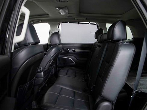 Used 2022 Kia Telluride SX AWD/4WD image 11