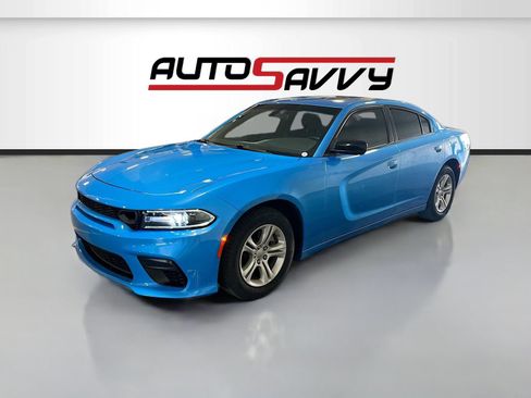 Used 2023 Dodge Charger SXT w/ Cold Weather Package RWD image 3