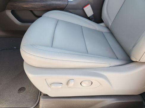 New 2026 GMC Sierra 1500 SLT w/ SLT Premium Package image 30