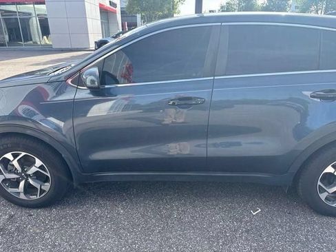 Used 2021 Kia Sportage LX FWD image 4