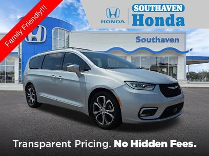 Used 2022 Chrysler Pacifica Pinnacle