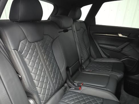 Used 2023 Audi SQ5 Premium Plus w/ Premium Plus Package AWD/4WD image 17