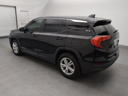 Used 2020 GMC Terrain SLE FWD image 3