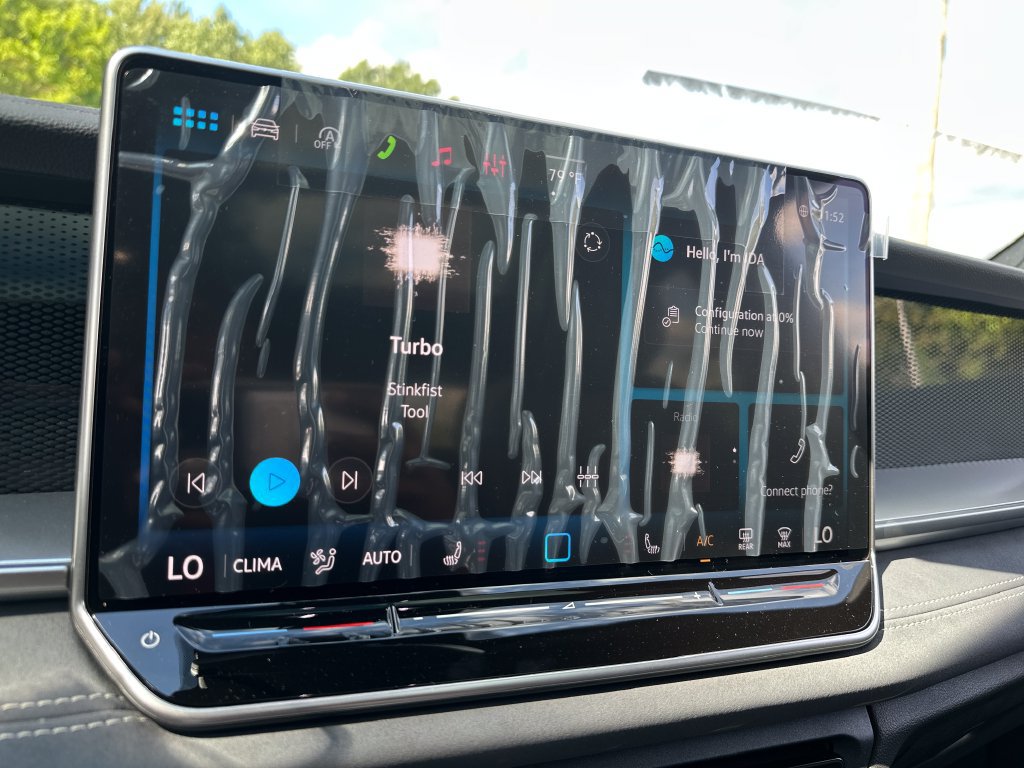 New 2026 Volkswagen Tiguan SE R-Line AWD/4WD image 14
