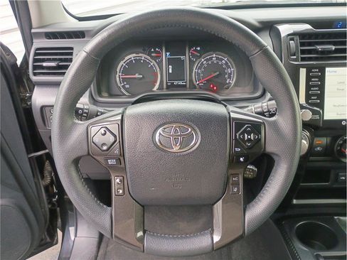 Used 2024 Toyota 4Runner TRD Off-Road image 15