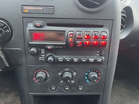 Used 2006 Pontiac Grand Prix image 19