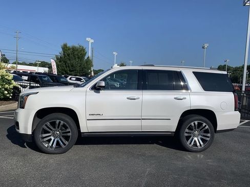 Used 2019 GMC Yukon Denali w/ Denali Ultimate Package AWD/4WD image 5