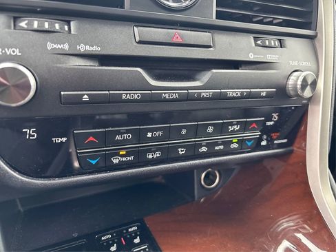 Used 2017 Lexus RX 350 FWD w/ Premium Package image 32