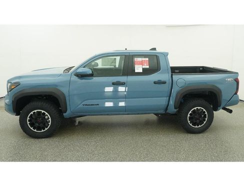 New 2026 Toyota Tacoma TRD Off-Road AWD/4WD image 3