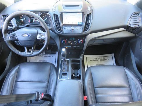 Used 2018 Ford Escape SEL AWD/4WD image 12