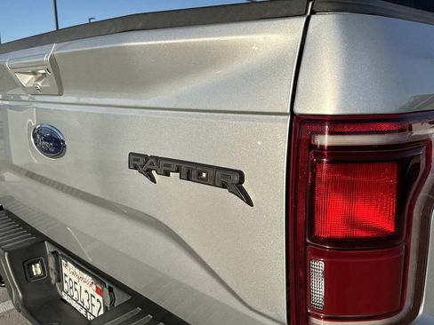 Used 2017 Ford F150 Raptor w/ Equipment Group 802A Luxury image 8