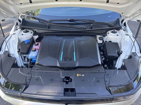 Used 2024 Hyundai Ioniq 5 SEL image 18