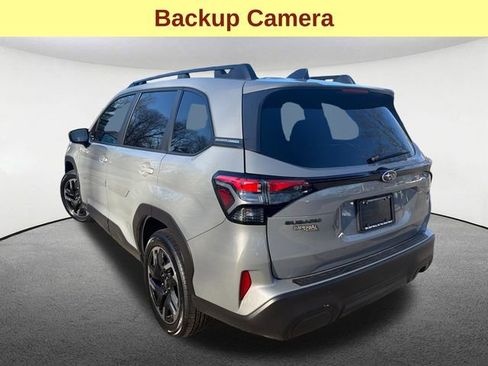 Certified 2025 Subaru Forester Premium AWD/4WD image 10