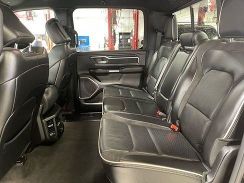 Used 2024 RAM 1500 Laramie AWD/4WD image 23