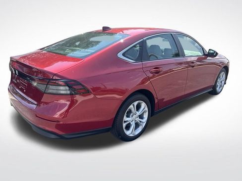Used 2025 Honda Accord LX image 12
