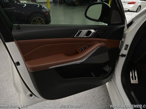 Used 2019 BMW X5 xDrive40i w/ M Sport Package image 39