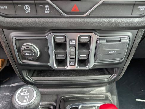 New 2025 Jeep Wrangler Sport S image 19