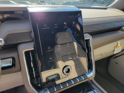New 2026 GMC Yukon XL Denali w/ Denali Reserve Package RWD image 22