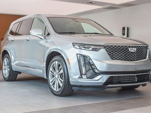 Certified 2024 Cadillac XT6 Premium Luxury image 5