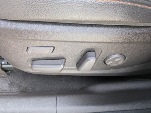 Used 2020 Hyundai Santa Fe Limited FWD image 19