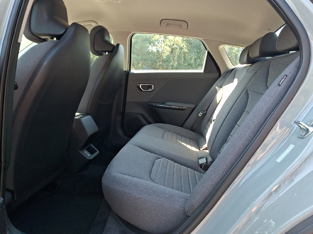Certified 2025 Kia K4 EX FWD image 11
