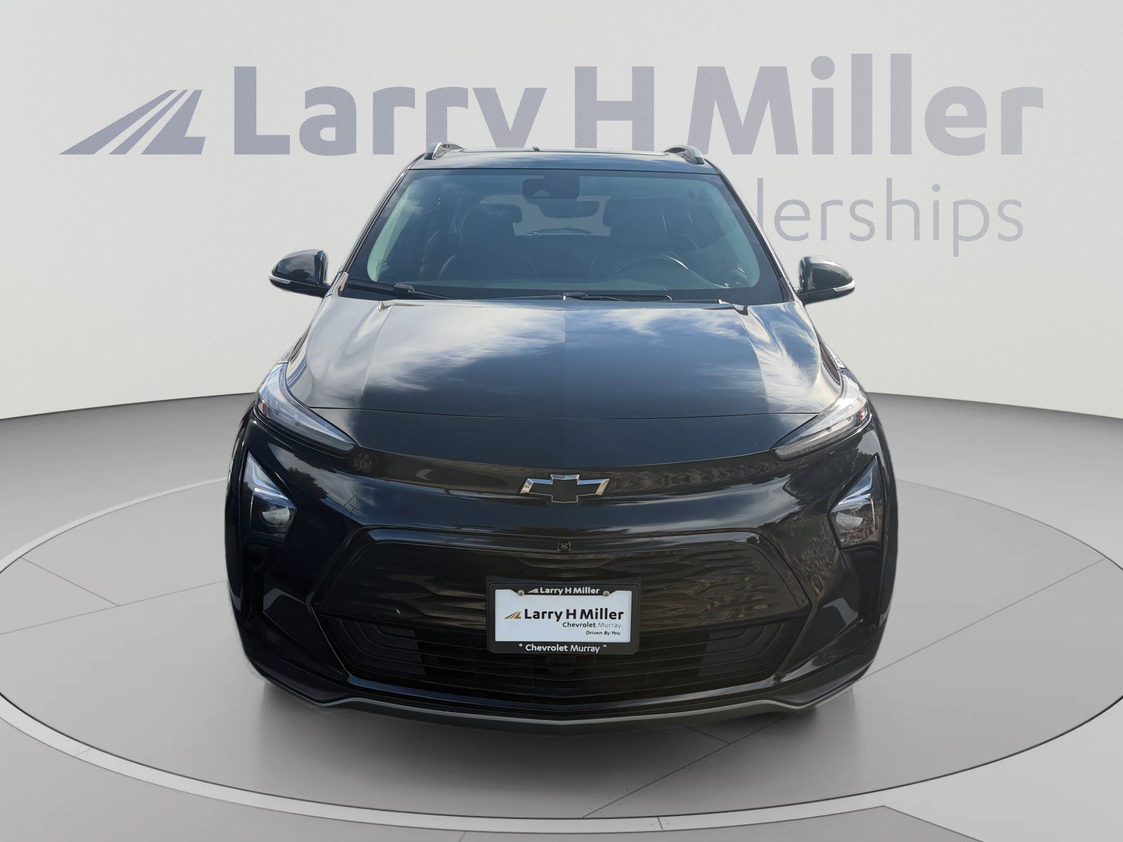 Used 2022 Chevrolet Bolt EUV Premier w/ Sun & Sound Package FWD image 5