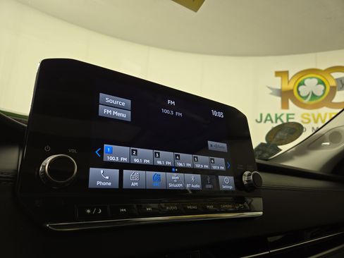 Used 2024 Mitsubishi Outlander FWD image 19