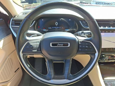 Certified 2021 Jeep Grand Cherokee L Limited image 18