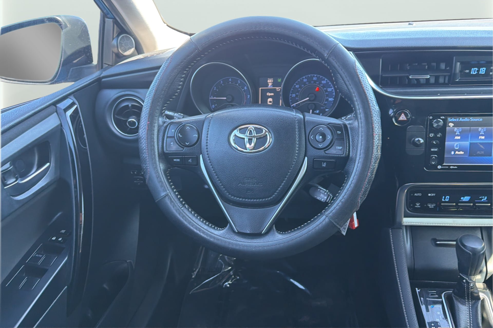 Used 2017 Toyota Corolla iM w/ Carpet Mat Package FWD image 16