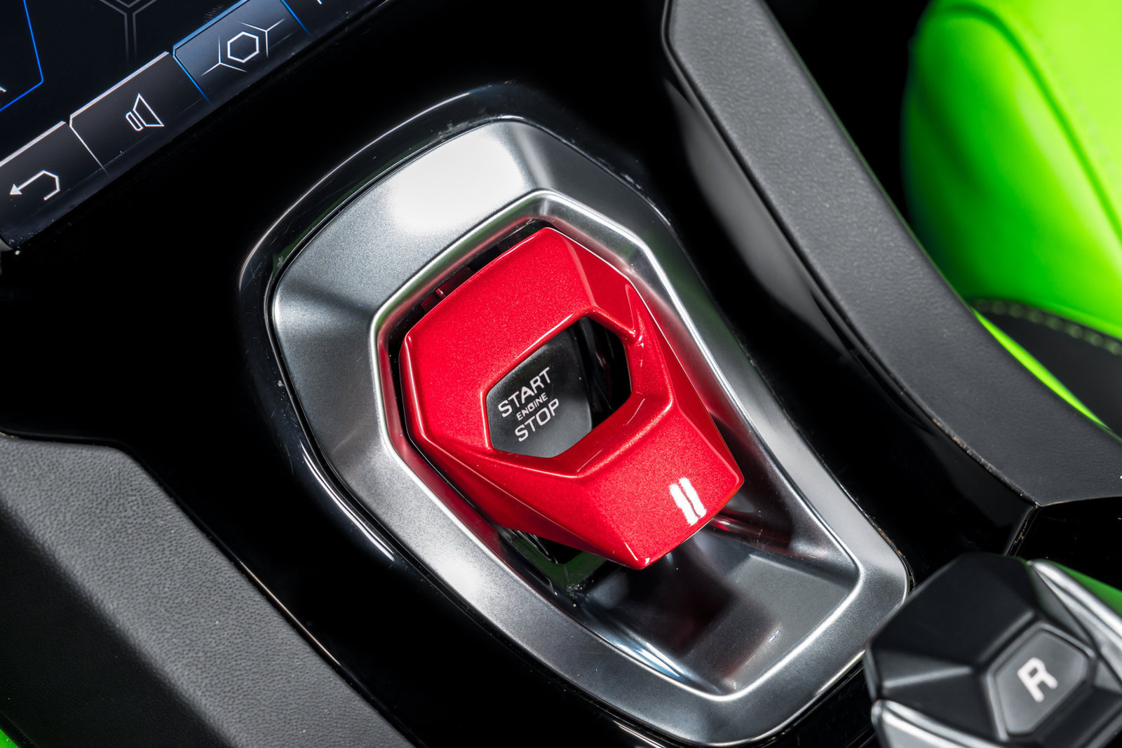 Used 2023 Lamborghini Huracan EVO RWD image 29